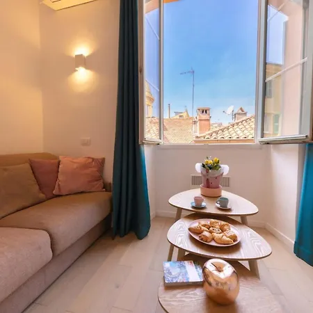 06a3 - Lovely In The Heart Of Old Apartment Nice