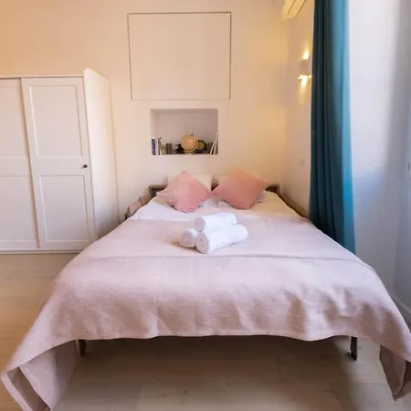 Apartment 06a3 - Lovely In The Heart Of Old Nice